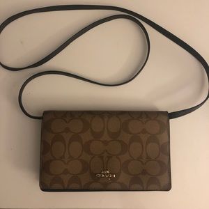 Authentic coach small shoulder bag